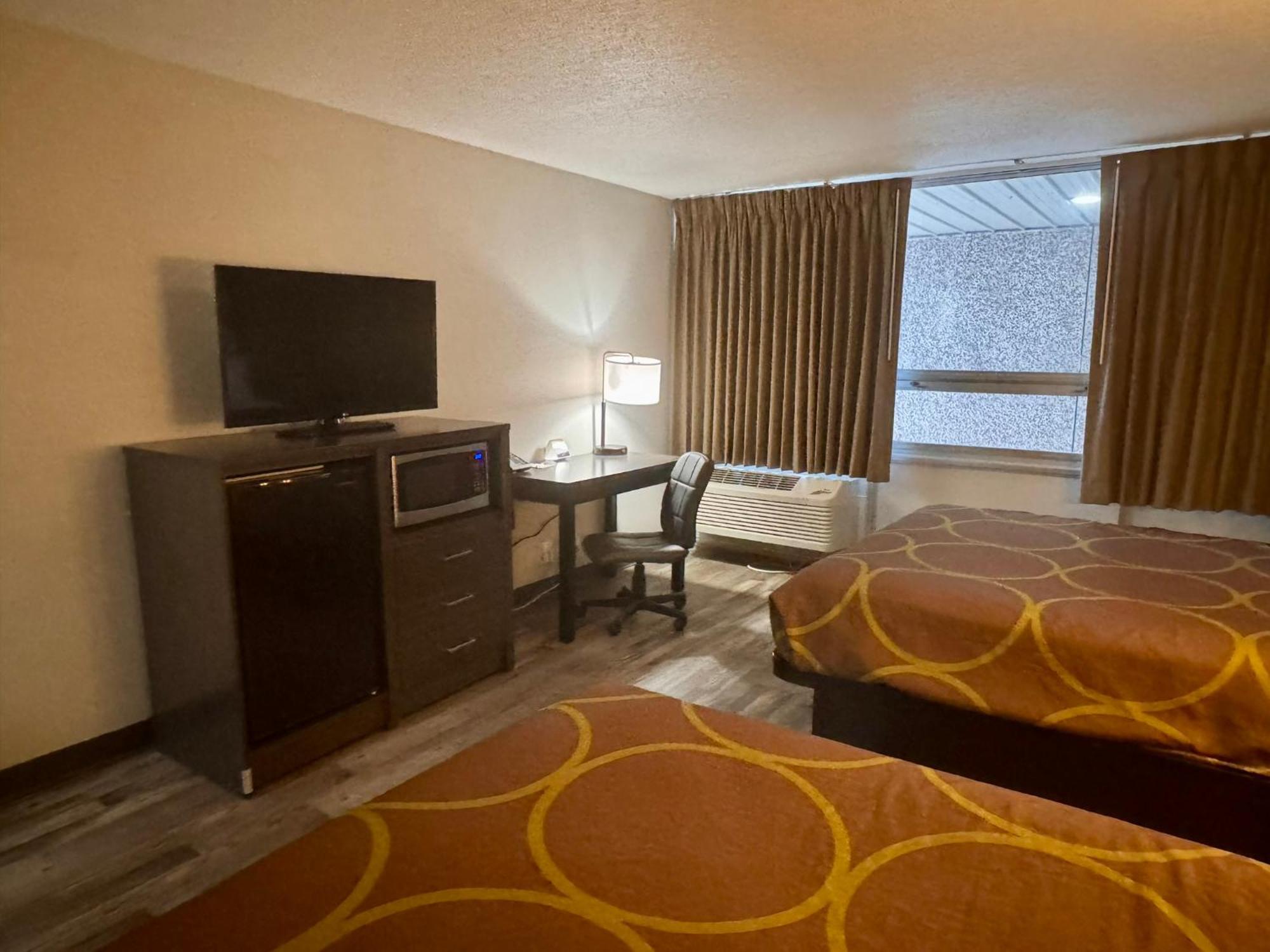 Super 8 By Wyndham Great Falls City Center 外观 照片