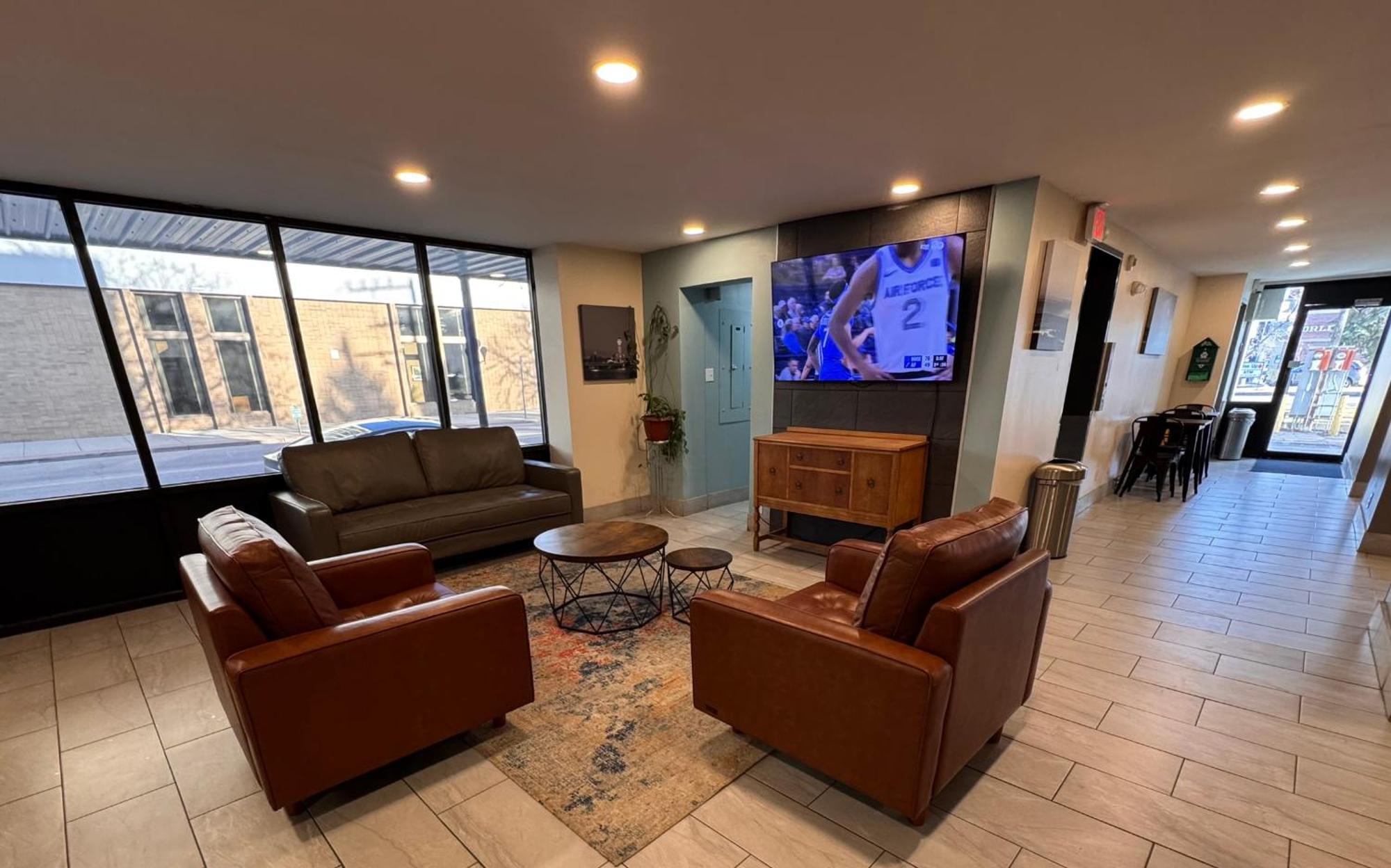 Super 8 By Wyndham Great Falls City Center 外观 照片